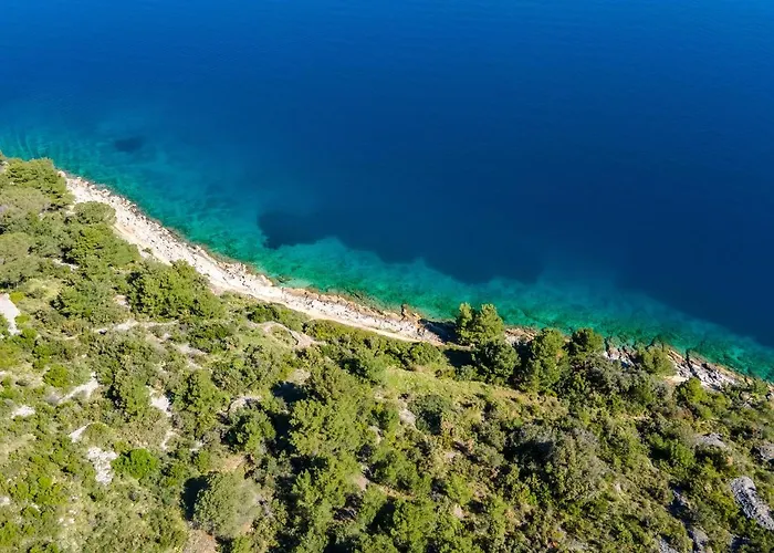 Apartman Teona Luxury With Jacuzzi And Garden View Sali